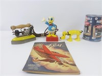 1 taille crayon Donald Duck + 1 figurine Pluto +