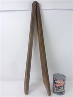 Outil antique en bois - Antique wooden tool