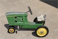 John Deere #10 pedal tractor