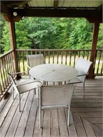 Outdoor Table & 4 Chairs