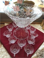 EARLY AMERICAN PRESCUT PUNCH BOWL & 12 CUPS