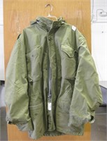 VNTG Military Army Green Jacket w/ Hideaway Hood