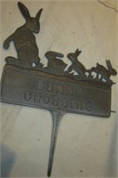 12" Bunny Crossing Metal Lawn & Garden Sign