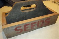 Vintage Wood 2 Slot Farmers Seed Carry Crate
