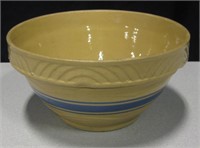 Vintage Americana Tan & Blue Ceramic Mixing Bowl