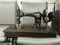 sewing machine with case and key
