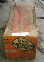 Vintage Brake Shoe Set 1037- B 1940'S & 50'S