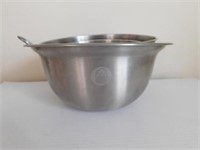 4 piece stainless steel graduated mixing bowls