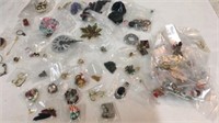 Vintage Jewelry & Broaches N5A