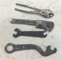 4 x Tools