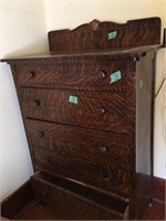 Old Chest of Drawers - 5 Drawers