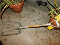 Scoop Shovel