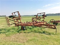 CCIL 24ft LIGHT CULTIVATOR with SWEEPS,