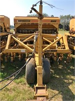 8ft Section 8000 HAYBUSTER 0-TILL DRILL