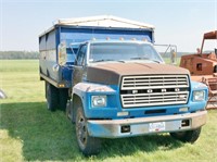 1981 FORD 3 TON GRAIN TRUCK W. STEEL BOX  AND