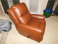 Brown Recliner (Like New)