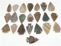 (22) Native Indian Arrowheads from TX Estate