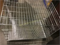 Metal dog cage w/divider