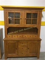 Oak China hutch with unique design