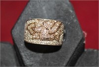 Ladies 14kt two tone Diamond Pave' Ring