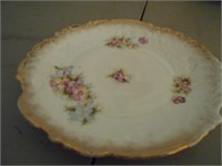 9" Floral Plate with Gold Trim
