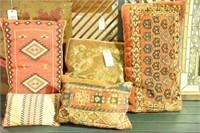 Lot 1389 - 5 pillows made from antique carpet