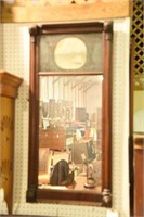 Lot 1319 - Antique Federal style mirror with