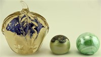 Lot 1273 - (3) Art glass paperweights: all are