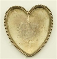 Lot 1223 - Sterling silver heart dish (1.2 ozt)