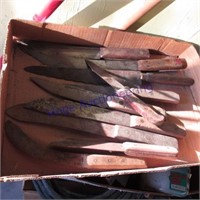 10 wood handled knives