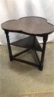 Vintage PINE SHOP CO Clover Table