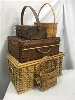 Lot of 5 baskets