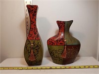 Decor: Vases (2X)