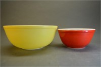 1 Large Yellow 1 Small Red Pryex Mixing Bowls