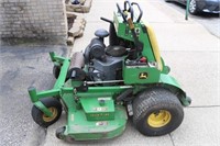 John Deere QuikTrak Stand-On Mower 652R