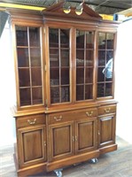 Link-taylor Lexington,nc Fine China Cabinet