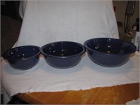 3 Pc Dark Blue Pyrex Mixing Bowl Set (NICE)