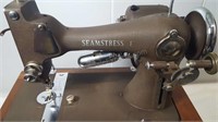 Antique Hamilton Beach Seamstress E Sewing Machine
