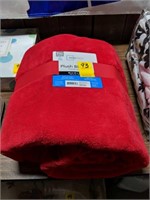 New Twin XL Plush Blanket Red