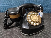 1934-1938 Model AE34 Rotary Dial Telephone