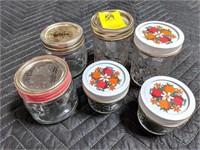 6 Assorted Jelly Jars with Lids