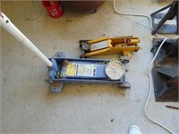 Floor jack and small car jack