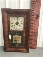 Wind-up clock, with key