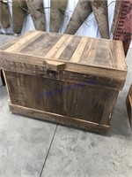 Wood box w/ hinged lid and inside tray