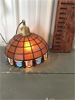 Old Style plastic hanging light, works