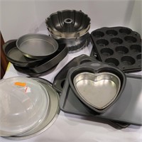Baking Lot-Bundt Pan, Baking Pans, & More!