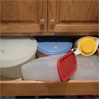 Contents of 2 Drawers-Tupperware, Rubbermaid,&More