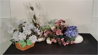 Asst Baskets & Faux Flowers
