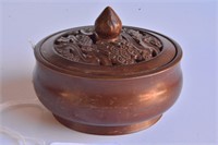 Small Chinese bronze covered hand warmer,