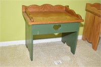 Green Heart Foot Stool